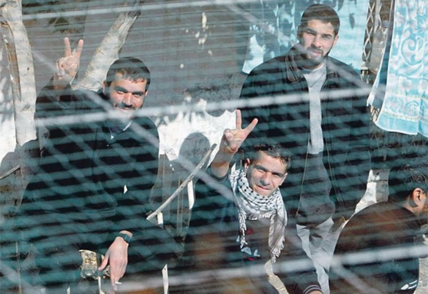 الأسرى الفلسطينيون يطلقون "معركة الحرّيّة أو الاستشهاد"