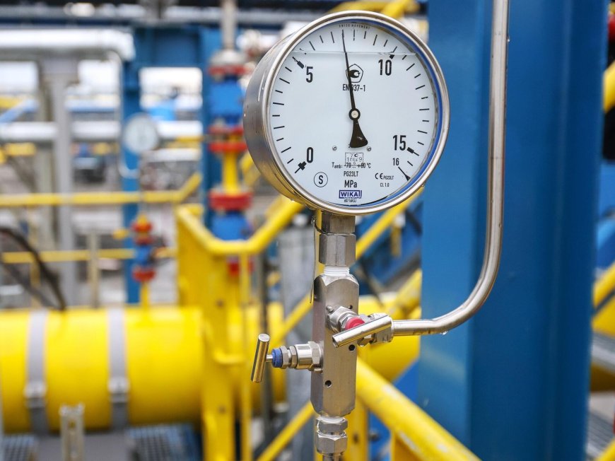 "بلومبيرغ": خطة أوروبا "المجنونة" تخزين الغاز في أوكرانيا