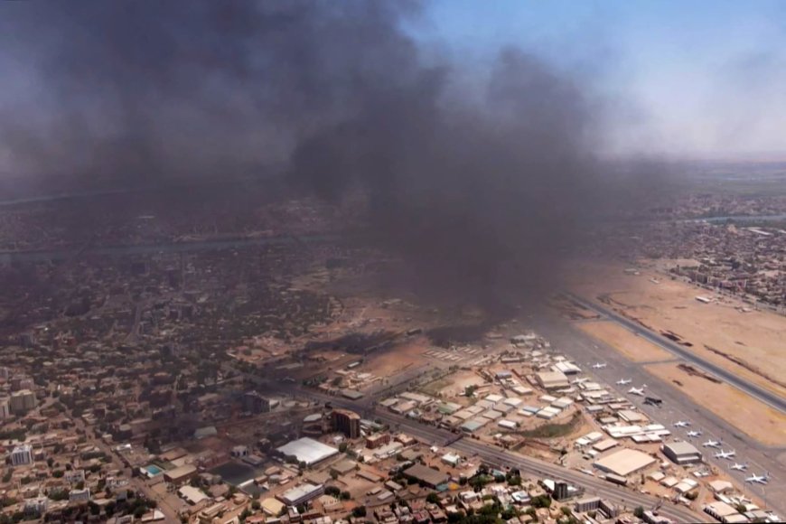 الأزمة تتعقد في السودان.. غارات واشتباكات عنيفة بالخرطوم وغرب دارفور