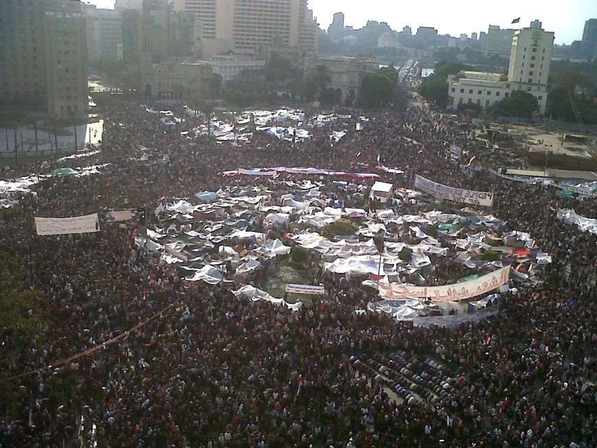 ثورة 21 يناير في مصر و فشل الإخوان المسلمين