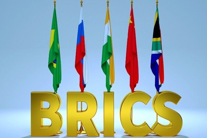 قادة "بريكس" في جنوب أفريقيا: نسعى لإنهاء هيمنة الدولار على الاقتصاد العالمي