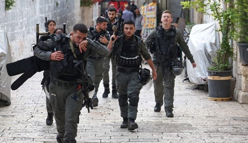 إصابة ضابط شرطة إسرائيلي بالقدس بعملية طعن واستشهاد المنفذ